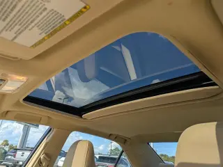 Toyota Camry 2017 XLE 4dr Sedan