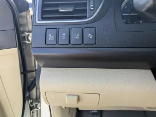 Toyota Camry 2017 XLE 4dr Sedan