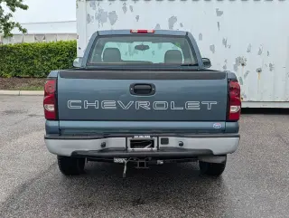 Chevrolet Silverado 1500 Classic 2007 Work Truck 2 puertas Cabina Regular 6.5 pies SB