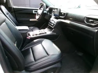 Ford Explorer 2023 AWD XLT 4dr SUV