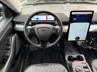 Ford Mustang Mach-E 2023 AWD California Route 1 4dr SUV