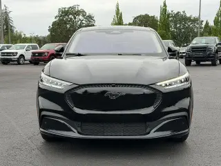 Ford Mustang Mach-E 2023 AWD California Route 1 4dr SUV