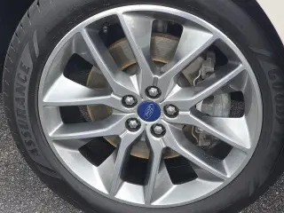 Ford Edge 2015 AWD Titanium 4dr Crossover