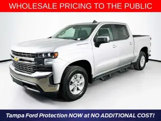Chevrolet Silverado 1500 2020 4x2 LT 4 puertas Cabina Crew 5.8 pies. SB
