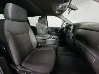 Chevrolet Silverado 1500 2020 4x2 LT 4 puertas Cabina Crew 5.8 pies. SB