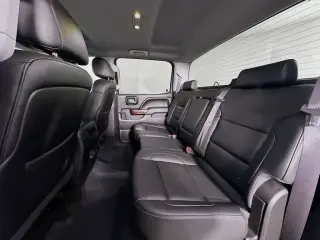 GMC Sierra 1500 2015 4x4 SLT 4 puertas Cabina Crew 5.8 pies. SB