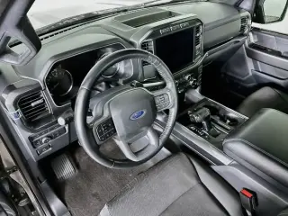 Ford F-150 2022 4x2 XLT 4 puertas SuperCrew 6.5 pies. SB