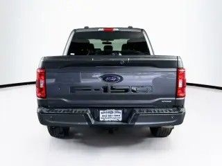 Ford F-150 2022 4x2 XLT 4 puertas SuperCrew 6.5 pies. SB