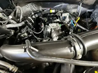 Ford F-150 2022 4x2 XLT 4 puertas SuperCrew 6.5 pies. SB