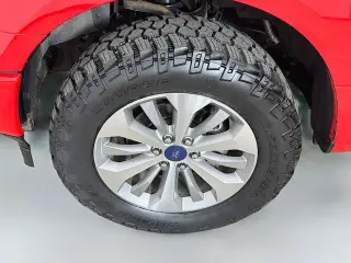 Ford F-150 2018 4x4 Lariat 4dr SuperCrew 5.5 ft. SB