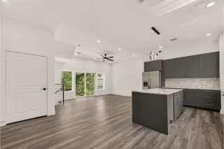 Propiedad en alquiler con 4 habitaciones y 4 baños en Houston
