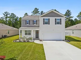 Propiedad en alquiler con 4 habitaciones y 2.5 baños en Savannah