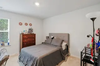 Propiedad en alquiler con 4 habitaciones y 2.5 baños en Savannah