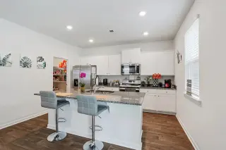 Propiedad en alquiler con 4 habitaciones y 2.5 baños en Savannah