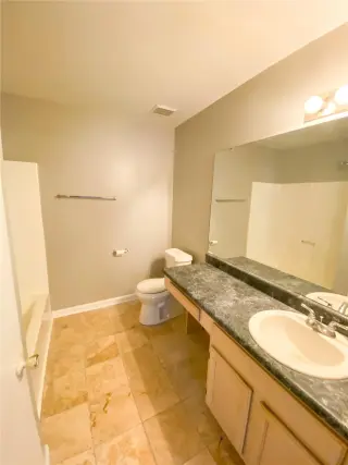 Propiedad en alquiler con 3 habitaciones y 2 baños en Savannah