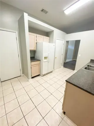 Propiedad en alquiler con 3 habitaciones y 2 baños en Savannah