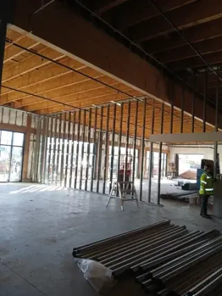 Framing de metal y Drawbll
