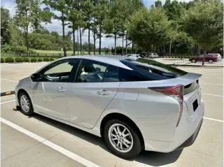 2017 Toyota Prius III Touring