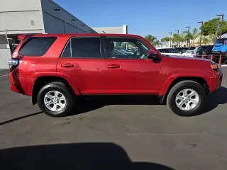 2017 Toyota 4Runner SR5 Sport
