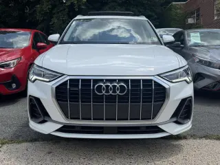 Audi Q3 2024 AWD quattro S line Premium 45 TFSI 4dr SUV