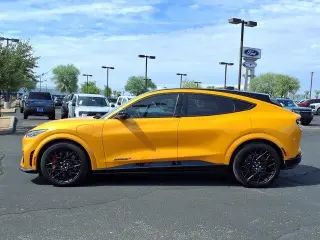 Ford Mustang Mach-E 2023 AWD GT 4dr SUV