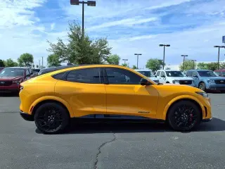 Ford Mustang Mach-E 2023 AWD GT 4dr SUV