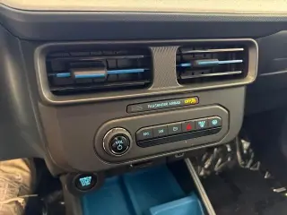 Ford Maverick 2025 AWD XLT 4dr SuperCrew 4.5 ft. SB
