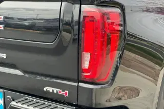 GMC Sierra 1500 2020 4x4 AT4 4dr Crew Cab 5.8 ft. SB