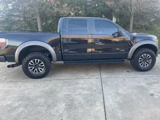 2013 Ford F150 SVT Raptor