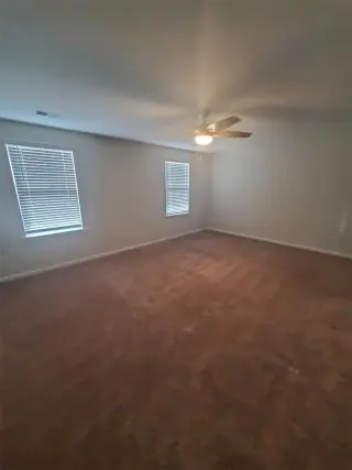 Propiedad en alquiler con 4 habitaciones y 2.5 baños en Pooler