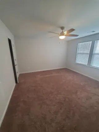 Propiedad en alquiler con 4 habitaciones y 2.5 baños en Pooler