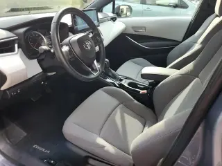 2020 Corolla SE