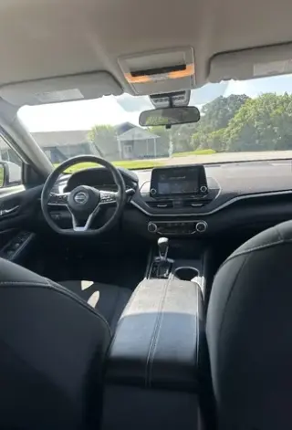 2022 Altima SV