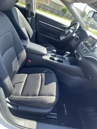 2022 Altima SV