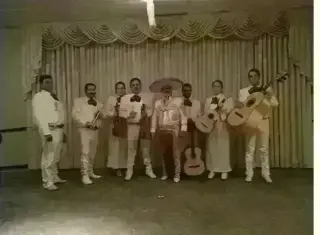 MARIACHI MÚSICA VARIABLE EN LA