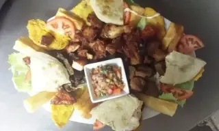 RESTAURANTE SALVADOREÑO