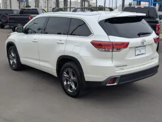 Toyota Highlander 2018 AWD Limited 4dr SUV