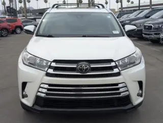 Toyota Highlander 2018 AWD Limited 4dr SUV