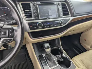 Toyota Highlander 2018 AWD Limited 4dr SUV