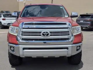 Toyota Tundra 2015 4x4 Platinum 4dr CrewMax Cab Pickup SB (5.7L V8 FFV)