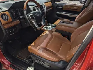Toyota Tundra 2015 4x4 Platinum 4dr CrewMax Cab Pickup SB (5.7L V8 FFV)