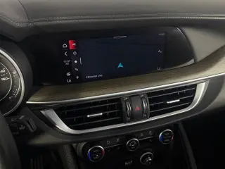 2022 Alfa Romeo Stelvio