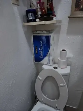 Tiene grande Cosina y Baño