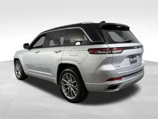 2022 Jeep Grand Cherokee