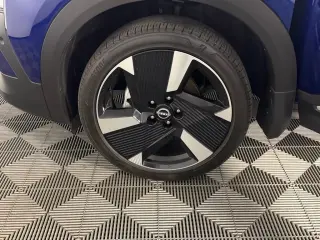2025 Nissan Kicks