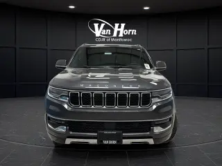 2022 Jeep Wagoneer