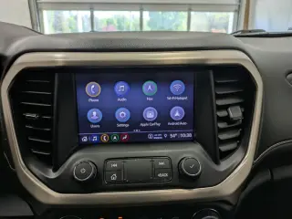 2022 GMC Acadia