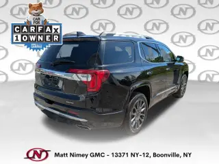 2022 GMC Acadia