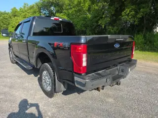 2021 Ford F-350SD