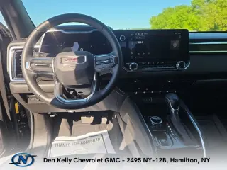 2024 GMC Canyon